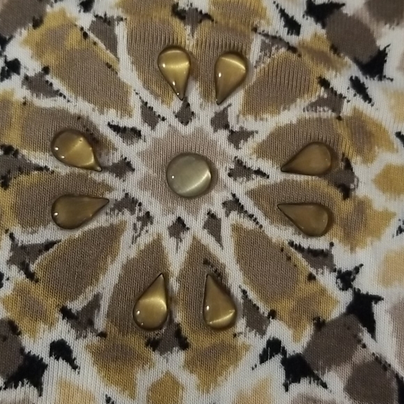 Large Ruby Red Top - Picture 5 of 5